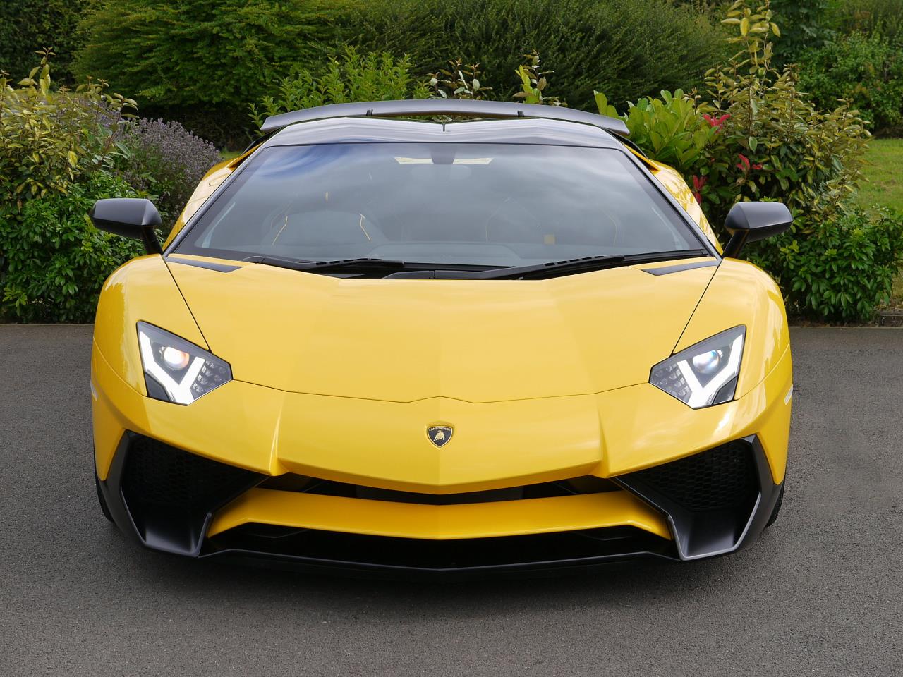 Used Lamborghini Aventador SV Roadster LP 750-4 V12 (2016) | TOP 555